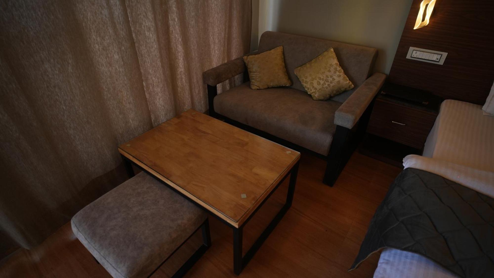 Hotel The Foresta By Orchid Hospitality & Holidays Mukteshwar Exterior foto